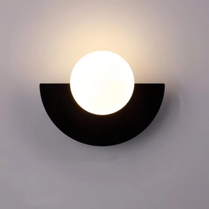 Moderní LED nástěnná lampa do interiéru – stylové a energeticky úsporné světlo