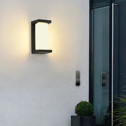 Venkovní nástěnná lampa s LED senzorem pohybu odolná vůči povětrnostním vlivům