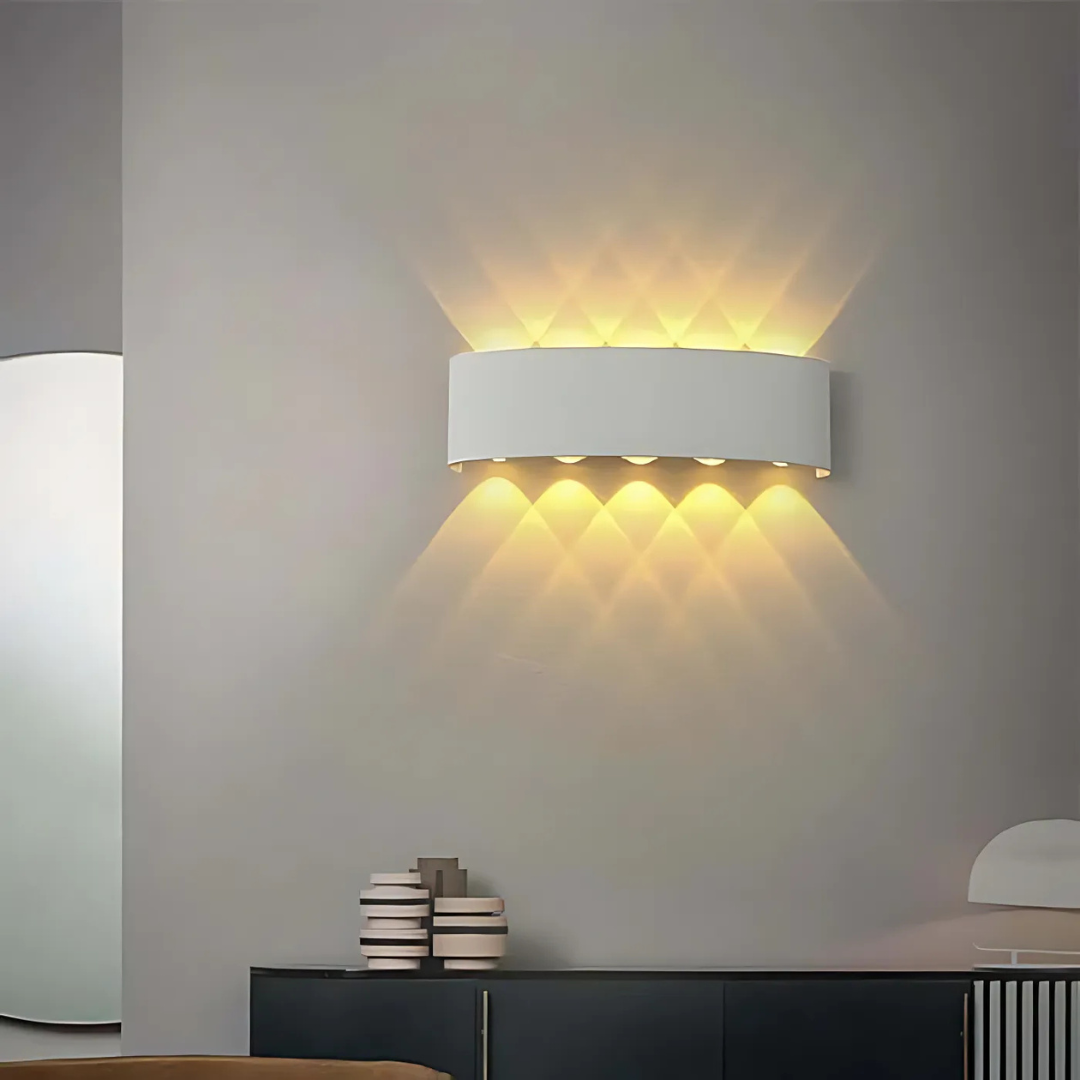 LED voděodolná nástěnná lampa – elegantní akcentové svítidlo do interiéru i exteriéru