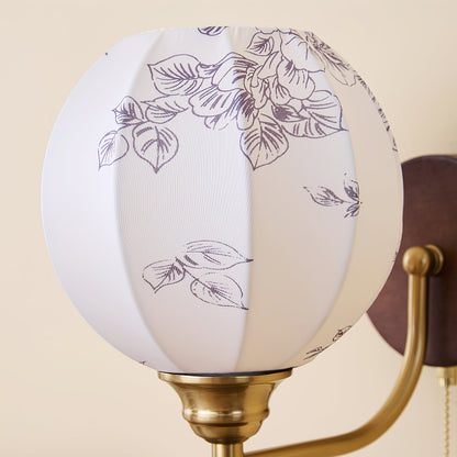 Nástěnná lampa z vintage dřeva a látky s tažnou šňůrkou, do interiéru