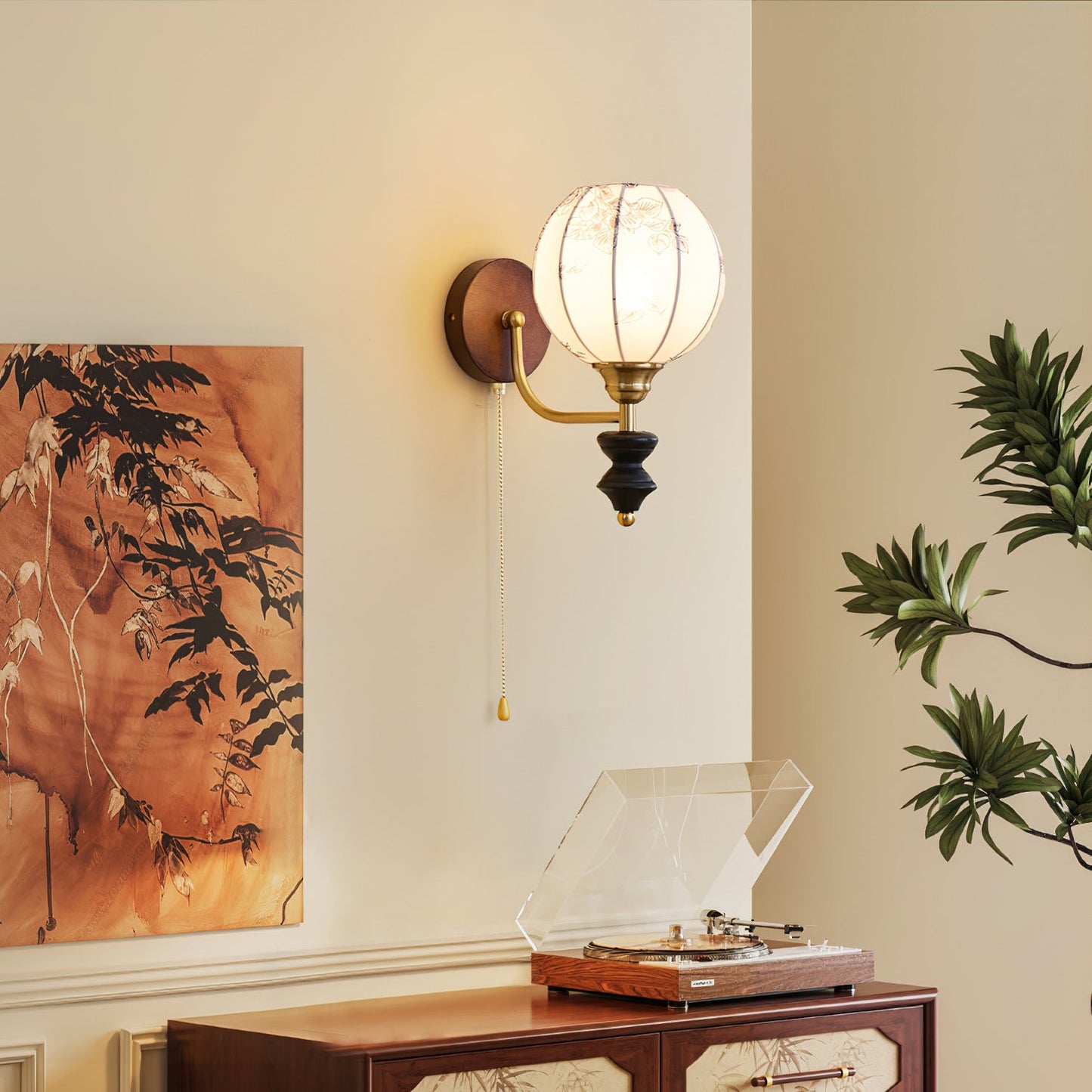 Nástěnná lampa z vintage dřeva a látky s tažnou šňůrkou, do interiéru