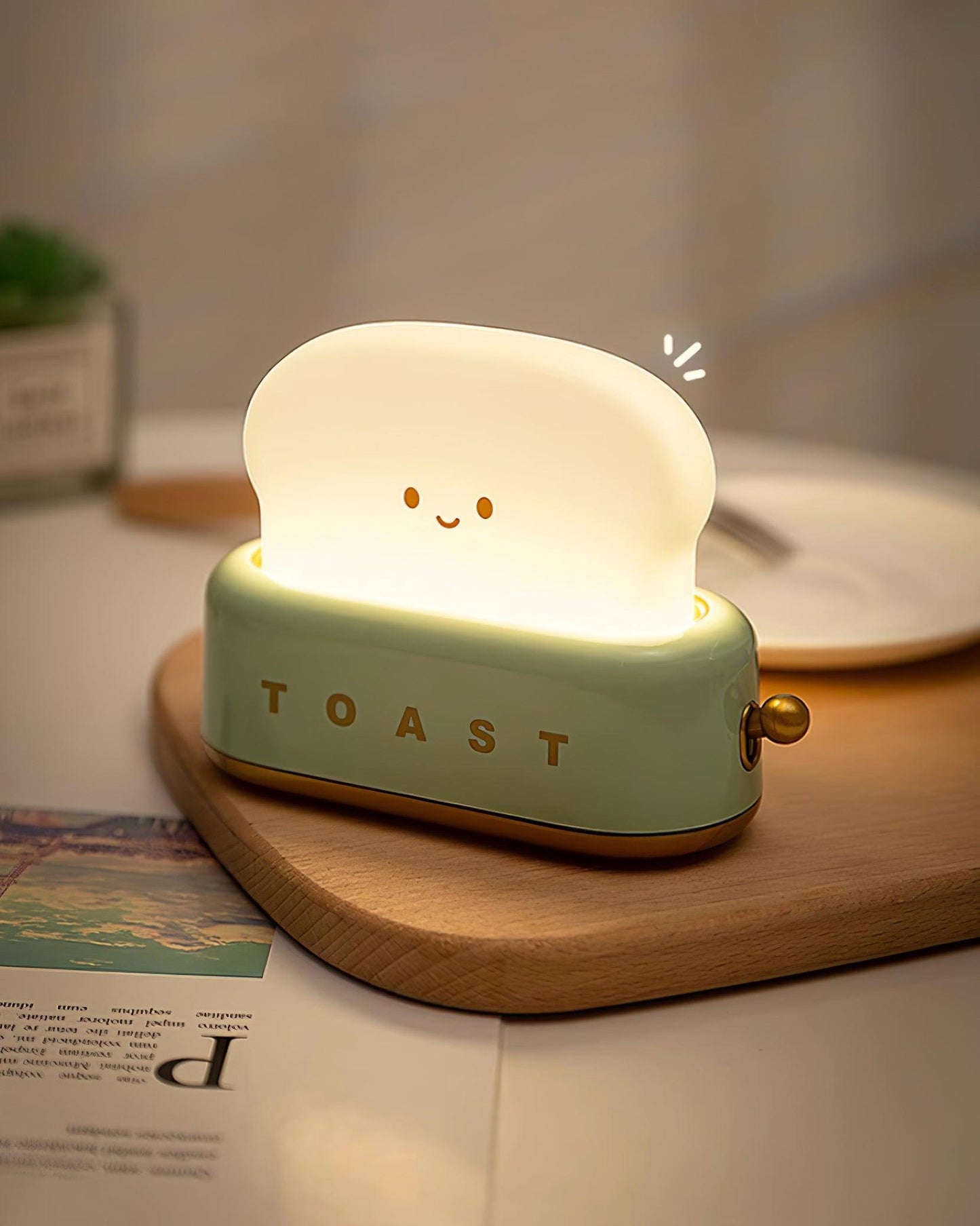 Dobíjecí stolní lampa ve tvaru toustovače
