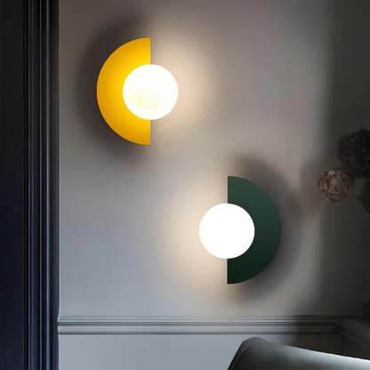 LED nástěnná lampa do interiéru s paticí G9