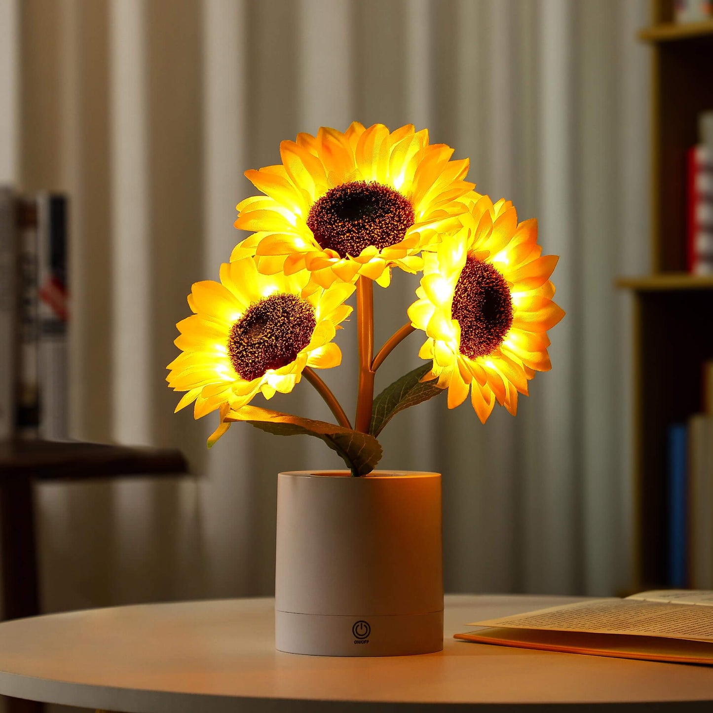 Přenosná stolní lampa ve tvaru slunečnice s LED světlem