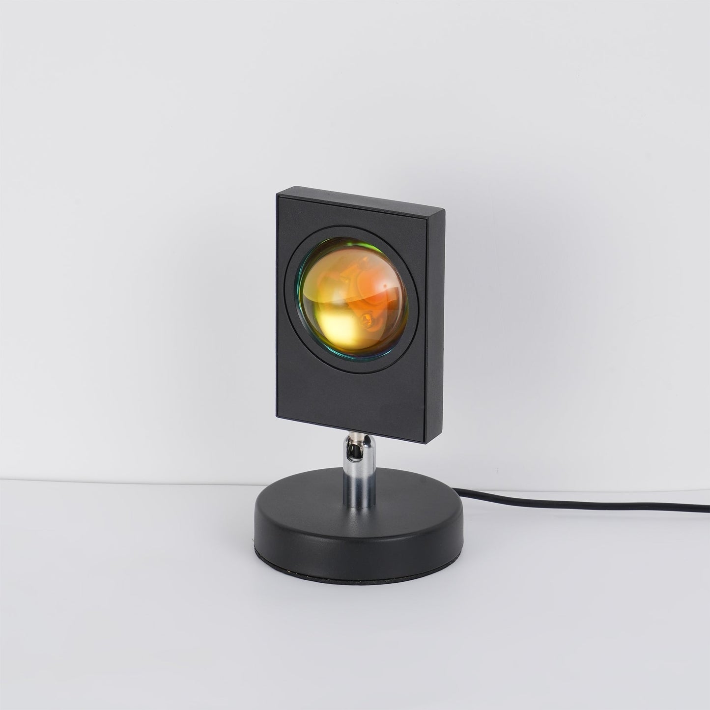 Stolní lampa Color Halo s projekcí kruhového světla