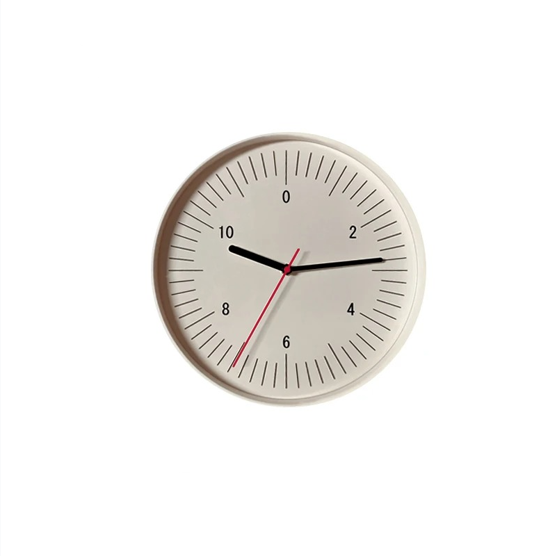 Kulaté minimalistické nástěnné hodiny s barevným pop akcentem, analogový design