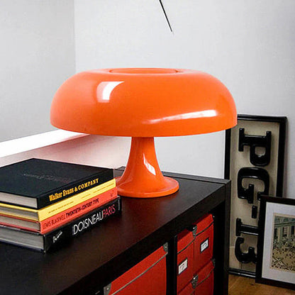 Elegantní a rozmarná houbová retro stolní lampa, útulná dekorace